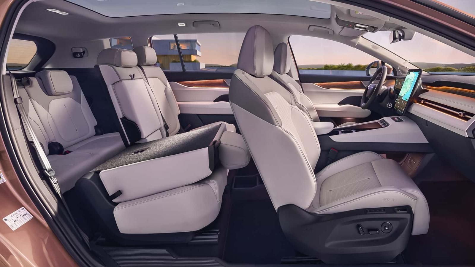 Skoda Peaq: Ντεμπούτο για την ηλεκτρική ναυαρχίδα των Τσέχων  